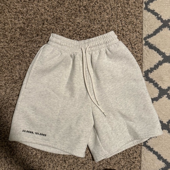 Meshki Unisex Cozy Sweat Shorts Snow Marle - Picture 1 of 5